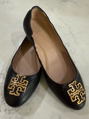 Tory Burch Black Leather Melinda Ballet Flat with Gold Logo